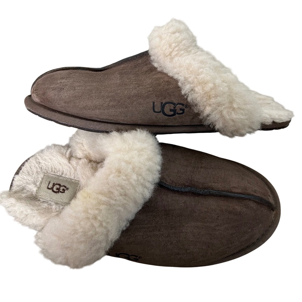 UGG Australia Women's Brown Suede Sheepskin Lined‎ Scuff Slippers Size 9